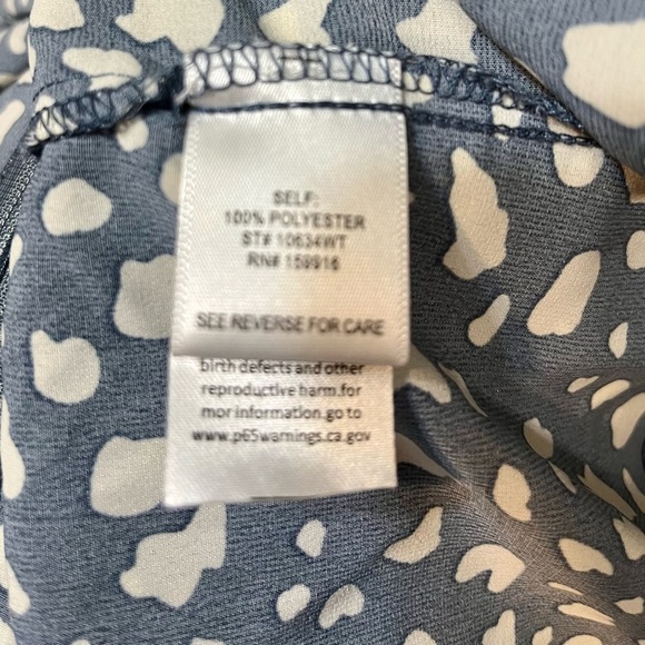 Feel In Blue & Creme Printed Top With Ruffled Hem - Picture 7 of 7